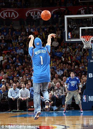 hlafcourt shot thunder