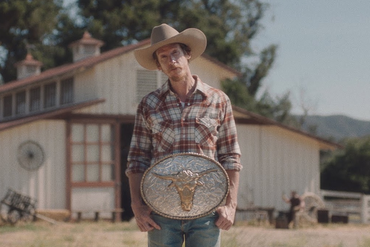 This ain't right, Oklahoma: Big ass belt buckles - The Lost Ogle